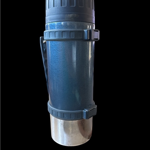 Thermos Blue and Silver Insulated Flask - Picture 2 of 8